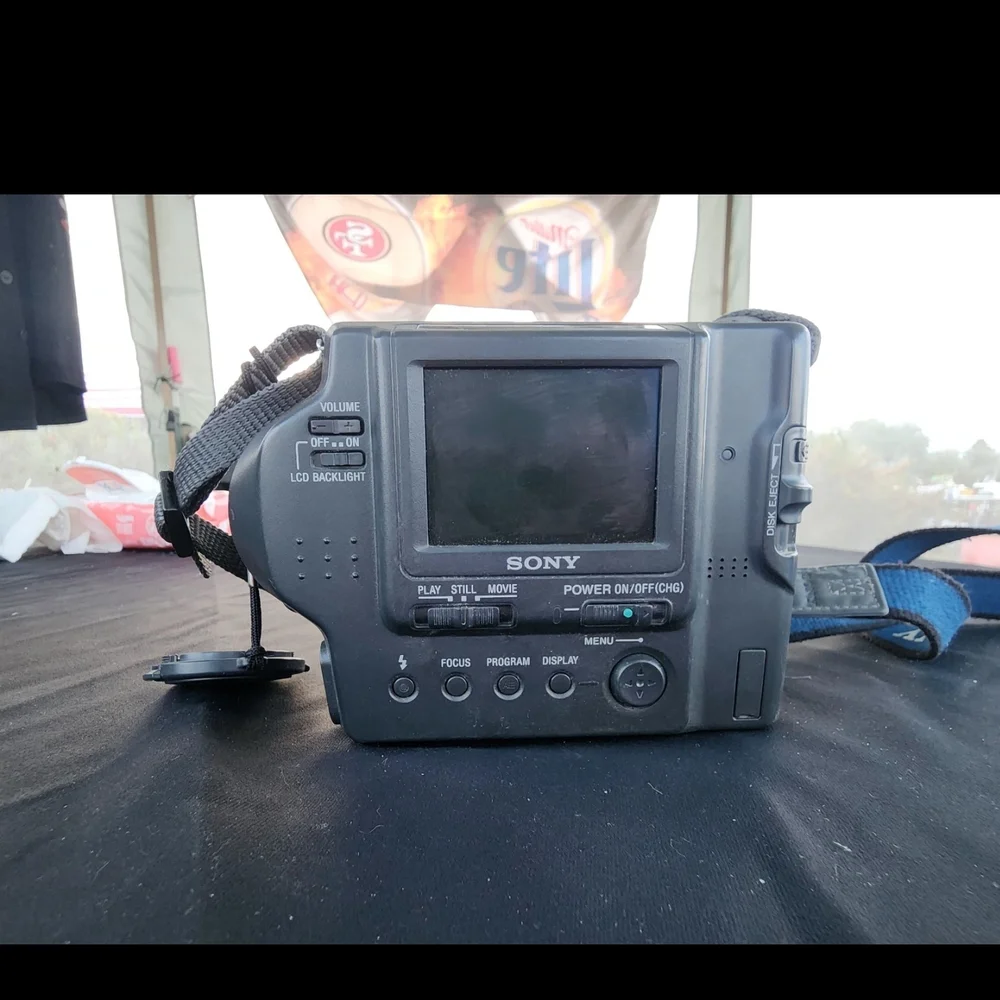 Sony Mavica MVC-FD85  FD Drive Digital Still Camera - Untested